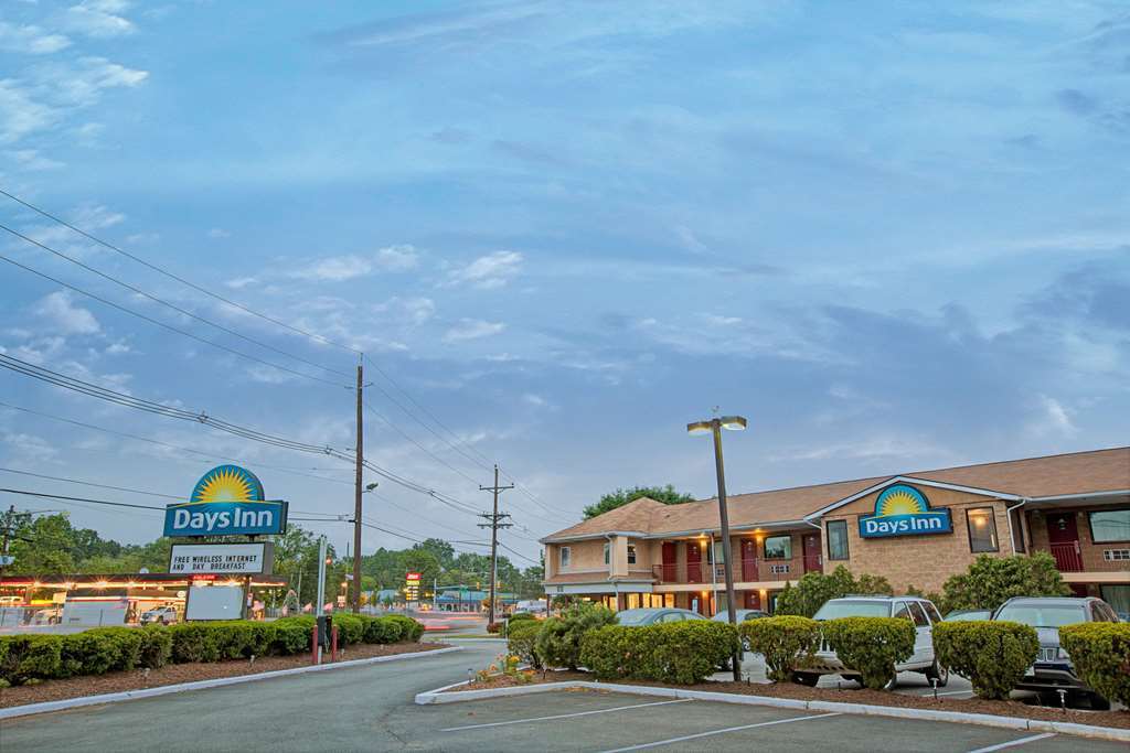 Oyo Hotel Edison Nj Route 1 Ngoại thất bức ảnh