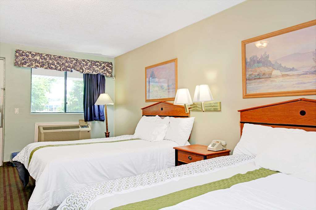Oyo Hotel Edison Nj Route 1 Phòng bức ảnh